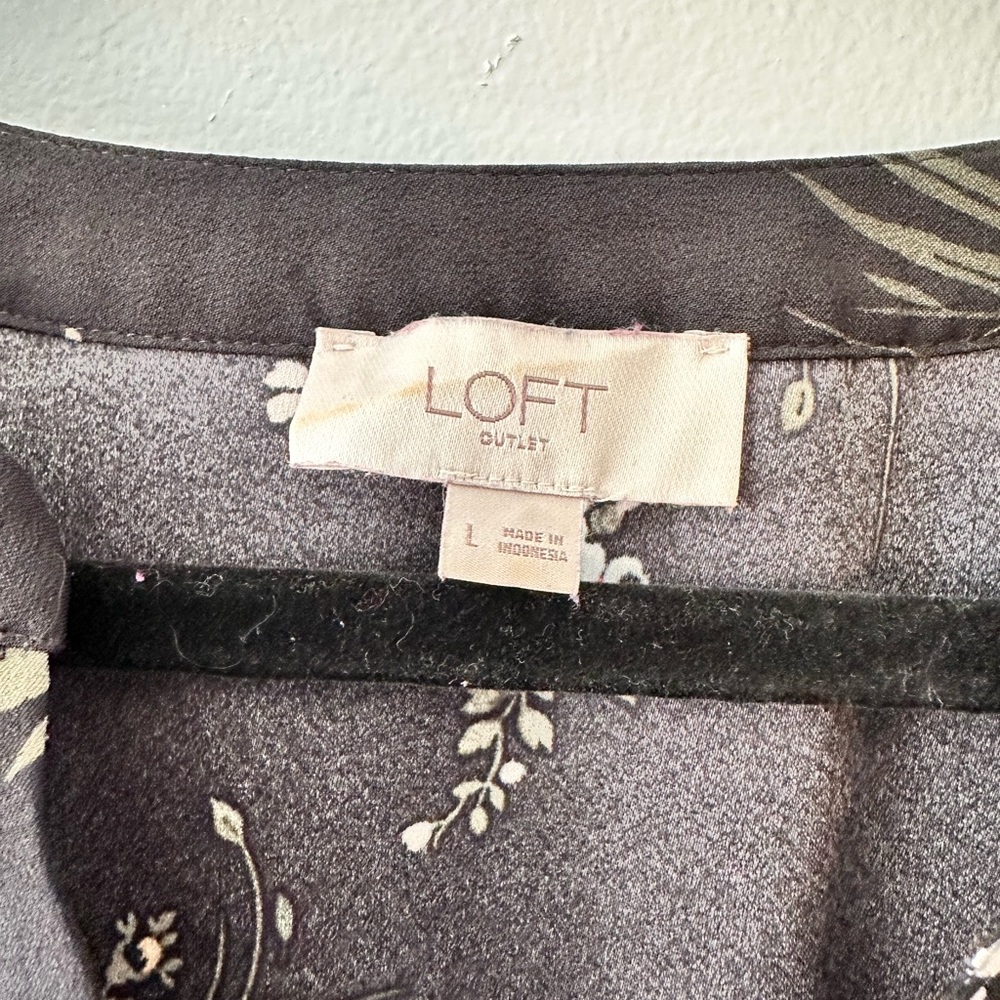 LOFT Outlet | Black Floral Dress - Picture 3 of 6